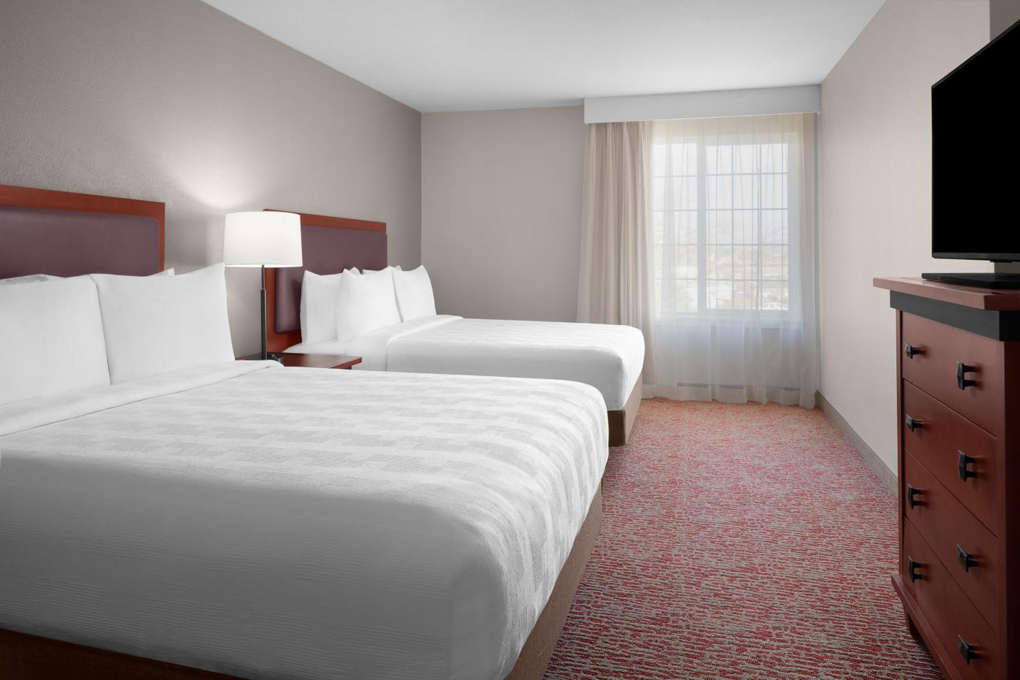 ลาร์กสเพอร์ แลนดิง ฟอลซัม - แอน ออล-สวีท โฮเต็ล Hotel ภายนอก รูปภาพ